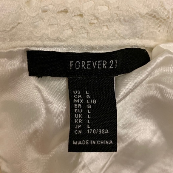 New Forever 21 Mini Lace Shift Dress - Picture 4 of 4